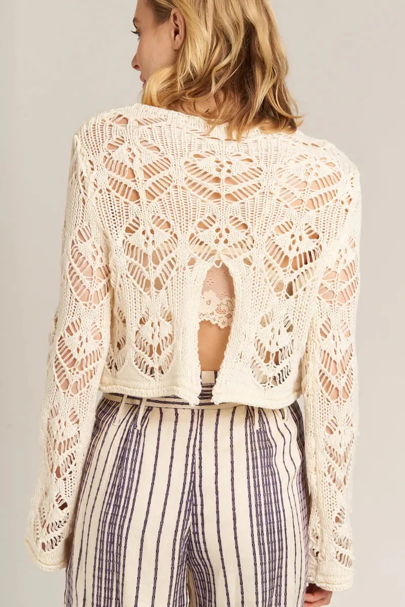 Soft Girl Crochet Sweater – Vintage Charm Meets Modern Style