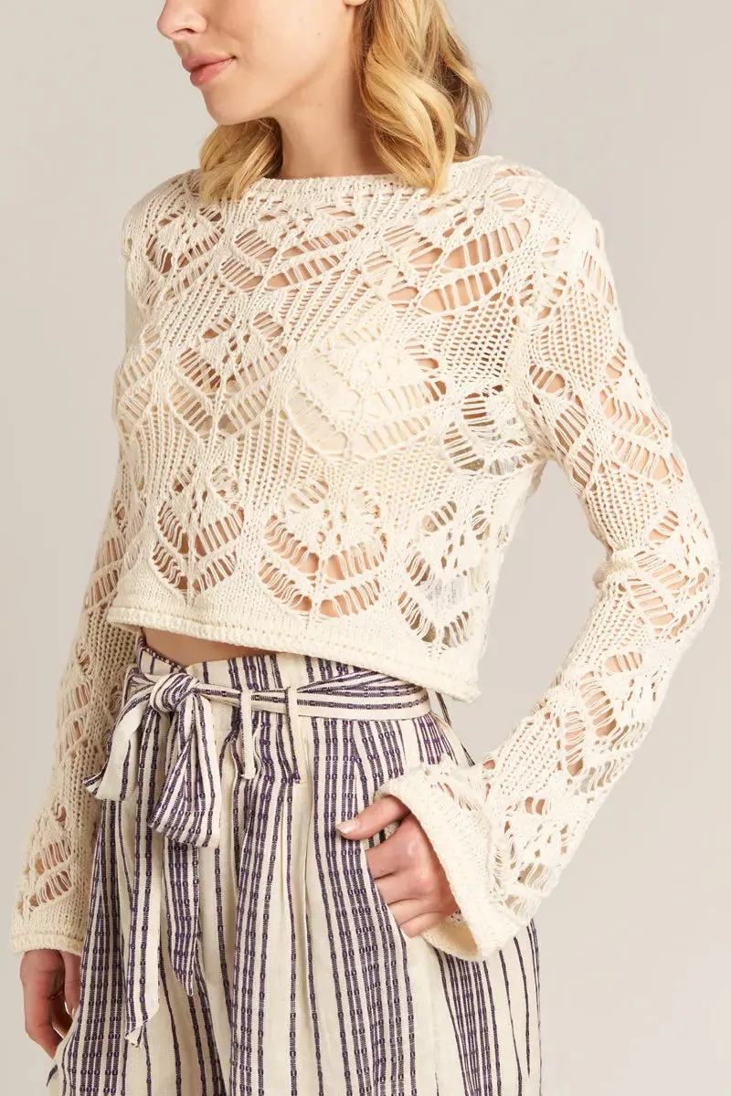 Soft Girl Crochet Sweater – Vintage Charm Meets Modern Style