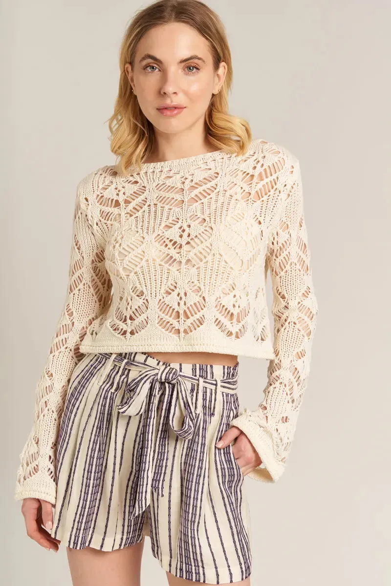 Soft Girl Crochet Sweater – Vintage Charm Meets Modern Style